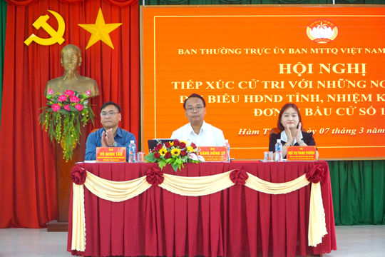 Cử tri Hàm Thắng gửi nhiều ý kiến đến ứng cử viên HĐND tỉnh Lâm Đồng