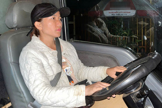 Những nữ tài xế thay đổi cái nhìn về phụ nữ sau vô lăng