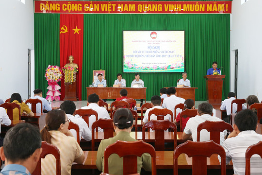 Ứng cử viên đại biểu HĐND tỉnh Lâm Đồng tiếp xúc cử tri xã Sông Lũy