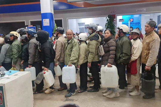 Siết kiểm soát găm hàng xăng dầu: Thị trường ổn định sau điều chỉnh giá ngày 7/3