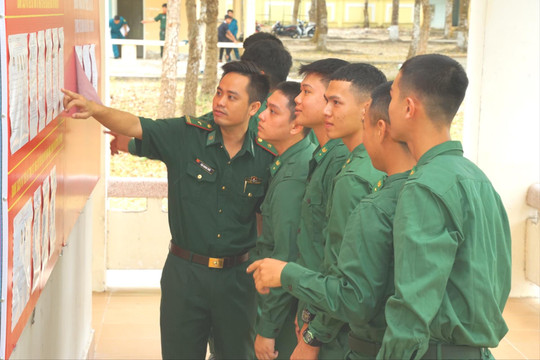 Tiểu đoàn Huấn luyện - Cơ động 2 sẵn sàng cho ngày bầu cử sớm