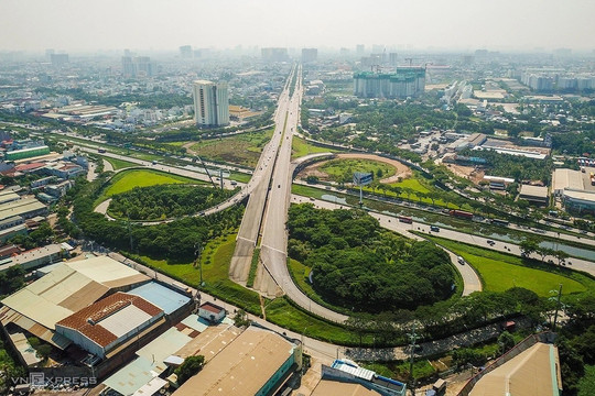 TP HCM chi hơn 40.000 tỷ đồng khởi công 3 siêu dự án giao thông vào quý III