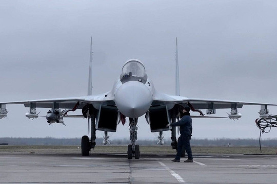 Phân tích cấu hình tác chiến tối đa của tiêm kích Su-35S với tên lửa K-77M