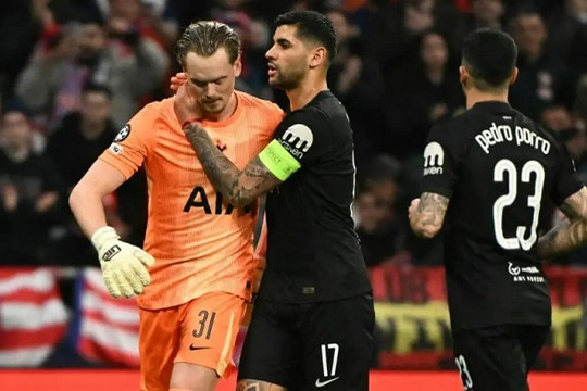 Igor Tudor và quyết định rút Kinsky phút 17: Sự sụp đổ của Tottenham tại Champions League