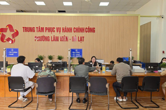 Sử dụng phần mềm theo dõi tiến độ bầu cử
