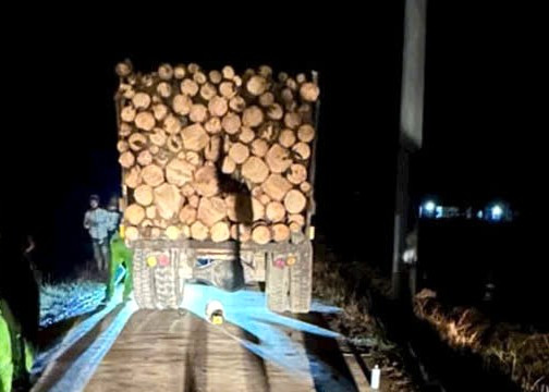 Va chạm với xe công nông trong đêm, một người tử vong