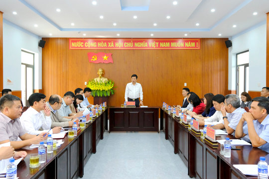 Chủ tịch UBBC tỉnh Lâm Đồng Lưu Văn Trung làm việc với các địa phương thuộc Đơn vị bầu cử số 38