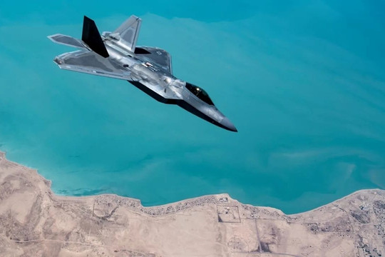 Phân tích vai trò tiêm kích F-22 Raptor của Mỹ trong các nhiệm vụ tại Trung Đông