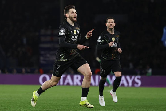 PSG vùi dập Chelsea 5-2 tại Champions League: "Siêu dự bị" Kvaratskhelia rực sáng