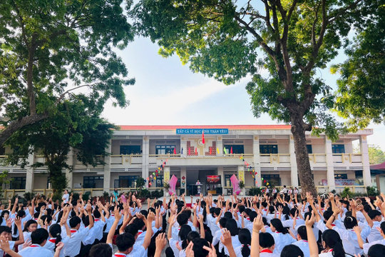Lan tỏa kiến thức bầu cử trong học sinh Lâm Đồng