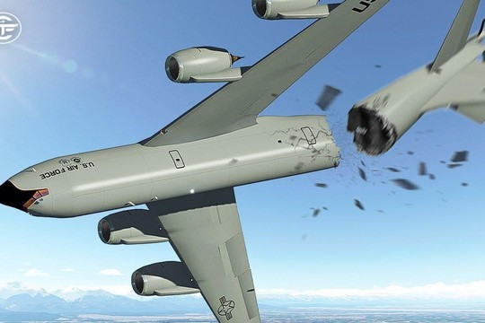 Máy bay tiếp dầu KC-135 của quân đội Mỹ rơi tại Iraq trong chiến dịch không kích Iran