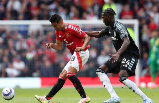 Thống kê 'quái vật' biến Amadou Onana thành người kế vị Casemiro lý tưởng tại Man Utd