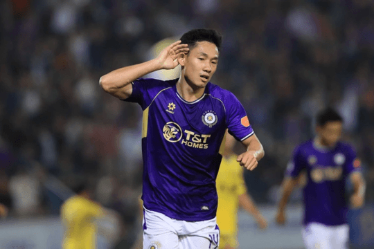 Hà Nội FC đè bẹp SLNA 3-0: Hai Long rực sáng tại Hàng Đẫy