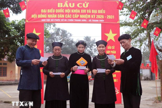 Bộ Nội vụ: Một số địa phương có tỷ lệ cử tri đi bầu cử đạt trên 99%