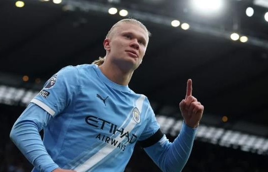 Erling Haaland chốt thời điểm rời Man City, Man Utd rộng cửa đón Ederson giá hời
