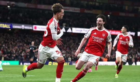 Max Dowman lập kỷ lục ghi bàn lịch sử Premier League giúp Arsenal thắng Everton 2-0