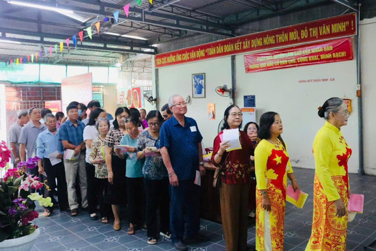 Rộn ràng ngày hội non sông