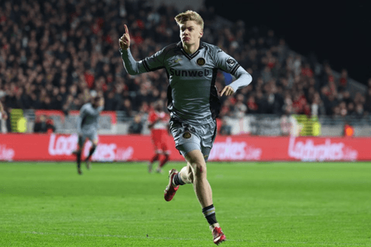 MU xây chắc Top 3 Ngoại hạng Anh, quyết đấu Tottenham vì thần đồng Nathan De Cat