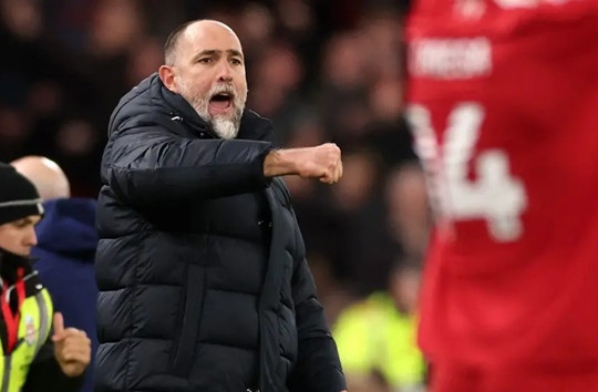 Cuộc đua trụ hạng Ngoại hạng Anh: Tottenham và West Ham trong vòng xoáy tử thần