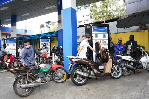Giá xăng dầu áp dụng cơ chế điều hành linh hoạt theo ngày trước xung đột Trung Đông