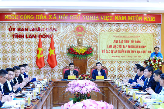 Lãnh đạo Lâm Đồng làm việc với Tập đoàn Sun Group
