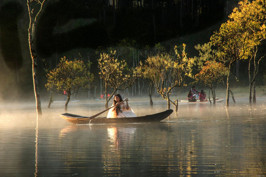 Lam Dong photography showcases beauty from the highlands to the blue seas