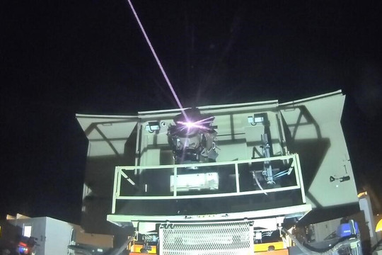Israel triển khai vũ khí laser Iron Beam và dàn tên lửa tối tân tại Trung Đông