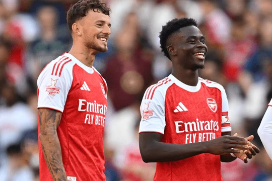 Arsenal vs Leverkusen: Sự trở lại của Ben White và bài toán giải phóng Bukayo Saka