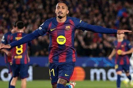 Hủy diệt “Chích chòe” tại Nou Camp