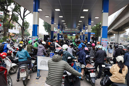 Cập nhật giá xăng dầu hôm nay chiều 20/3/2026: Giá dầu thế giới giảm về mức gần 108 USD/thùng