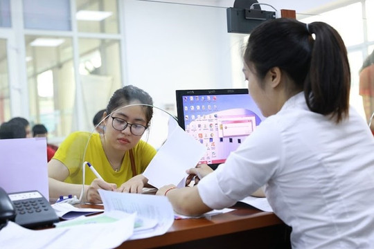 Lao động hợp đồng có được hưởng chế độ vùng đặc biệt khó khăn?