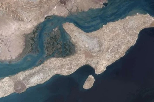 Đảo Qeshm: Pháo đài tên lửa ngầm và chiến lược kiểm soát eo biển Hormuz của Iran
