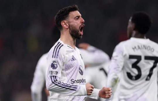 Bruno Fernandes tỏa sáng rực rỡ, Manchester United vẫn chia điểm đầy tiếc nuối tại Bournemouth