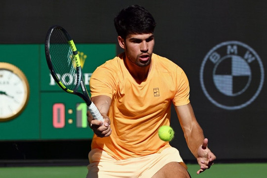 Alcaraz phô diễn đẳng cấp trước Joao Fonseca, thẳng tiến vào vòng 3 Miami Open