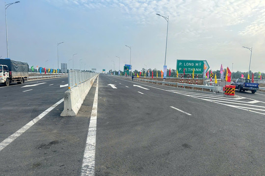 Công an TP Cần Thơ cảnh báo thông tin sai sự thật về cao tốc Cần Thơ – Cà Mau