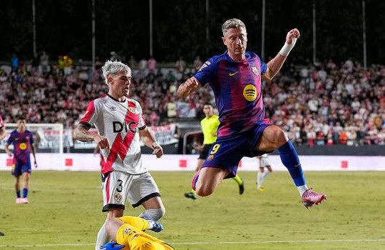Barcelona vs Rayo Vallecano: Hansi Flick quyết tâm bứt tốc trong cuộc đua vô địch