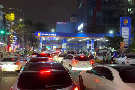Cập nhật giá xăng dầu hôm nay 22/3/2026: Giá xăng dầu thế giới giữ mức tăng hơn 2%