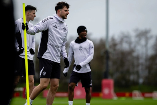 Kế hoạch 24 ngày của Michael Carrick: Mason Mount và canh bạc cuối tại Old Trafford
