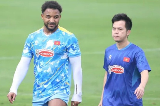 Tuyển Việt Nam lo lắng vì Xuân Son chấn thương, Antonio Moric chốt tương lai tại châu Âu