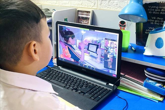 Bảo vệ, thúc đẩy trẻ em phát triển lành mạnh, tích cực trên môi trường mạng