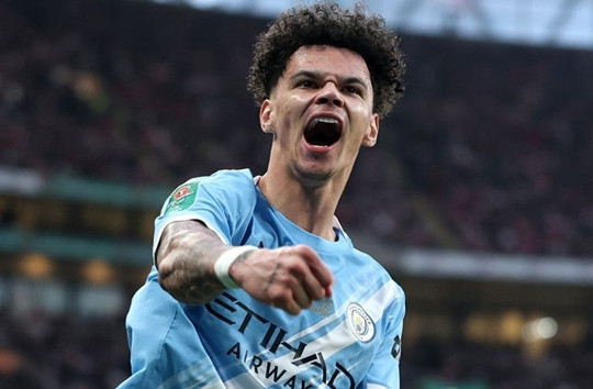 Nico O'Reilly lập cú đúp, Man City hạ Arsenal giành chức vô địch Carabao Cup
