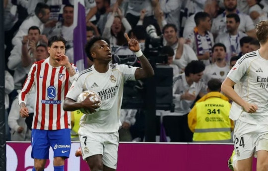 Real Madrid thắng kịch tính Atletico 3-2: Vinicius rực sáng và dấu ấn Arbeloa