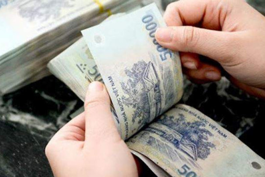 Phụ cấp Bí thư chỉ hưởng trong thời gian thực tế giữ chức danh