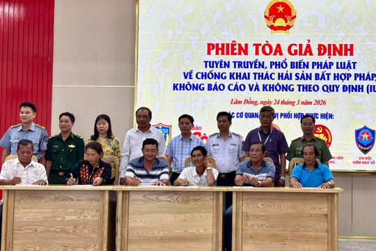 “Phiên tòa giả định” tuyên truyền chống khai thác IUU cho ngư dân Lâm Đồng