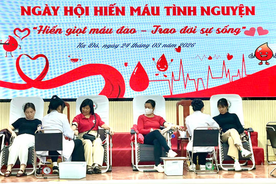 Người dân xã Ka Đô tình nguyện hiến 161 đơn vị máu