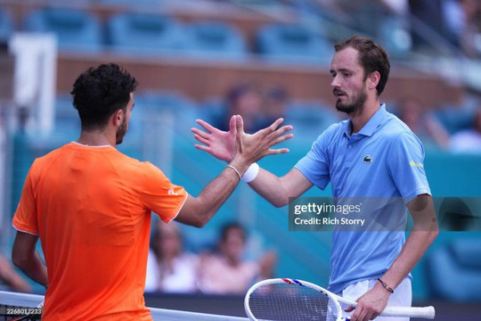 Miami Open rung chuyển: Daniil Medvedev và Auger-Aliassime đồng loạt thua sốc