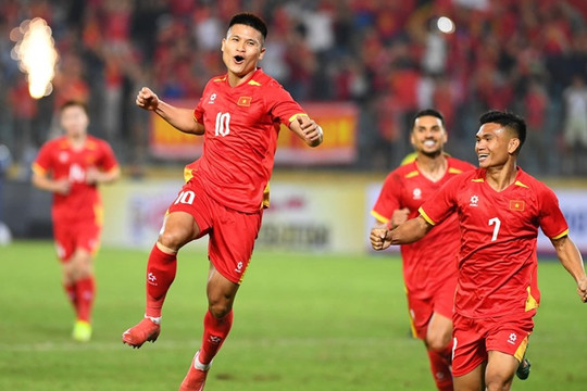 ĐT Việt Nam thắng Bangladesh 3-0: Màn tổng duyệt hiệu quả của HLV Kim Sang Sik