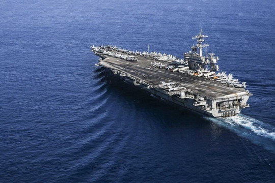 Iran tuyên bố tập kích tàu sân bay USS Abraham Lincoln bằng tên lửa hành trình