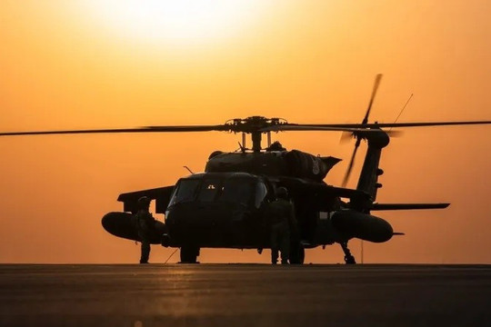 UAV tấn công căn cứ Mỹ tại Baghdad phá hủy radar Sentinel và trực thăng Black Hawk