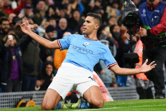 Man City đối mặt bài toán cân não: Giữ chân hay bán đứt Rodri cho Real Madrid vào hè 2026?